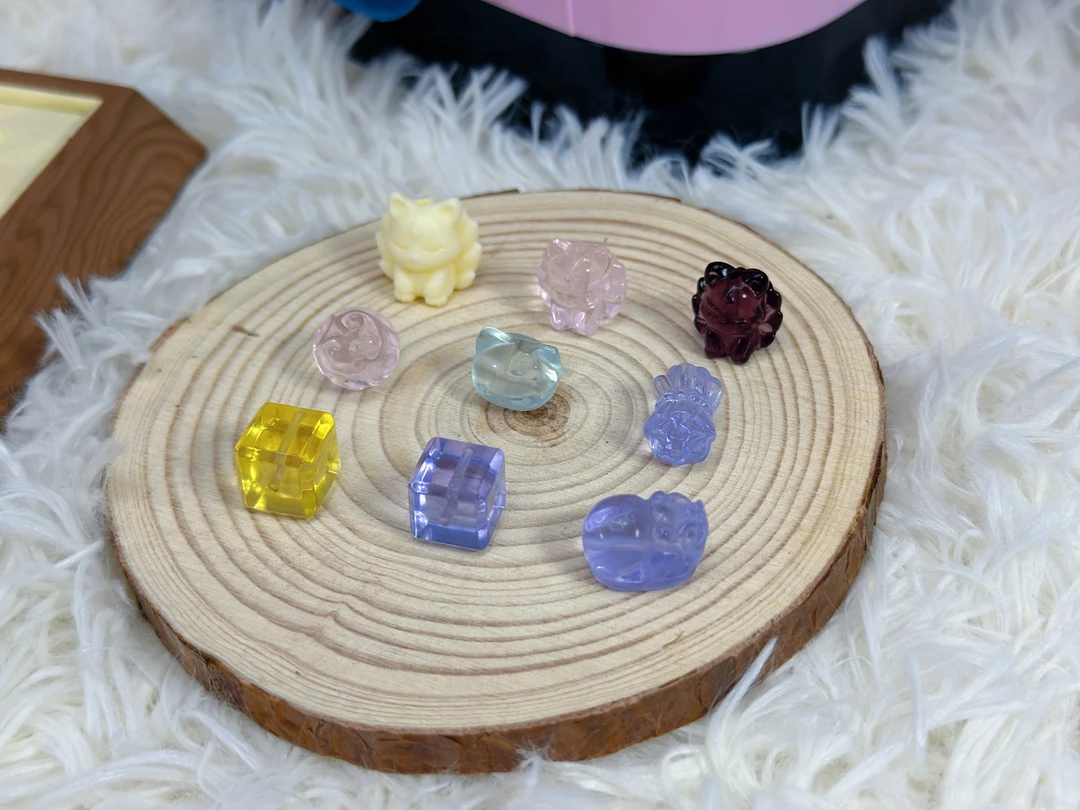 随机雕刻件银饰跑环魔盒紫水粉水白幽灵方糖牛角~5颗/包