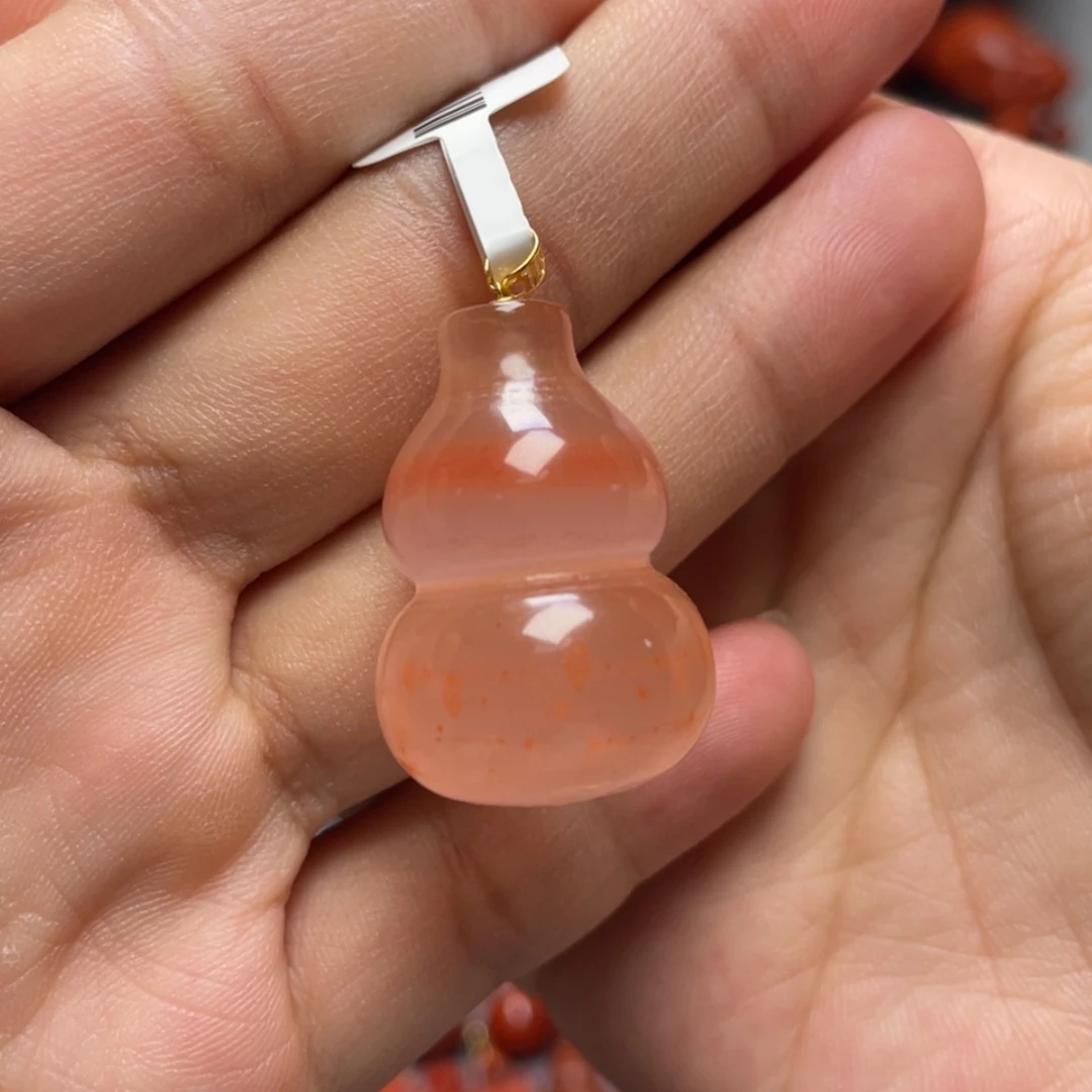 【闪购商品】18K金镶嵌葫芦吊坠南红玛瑙