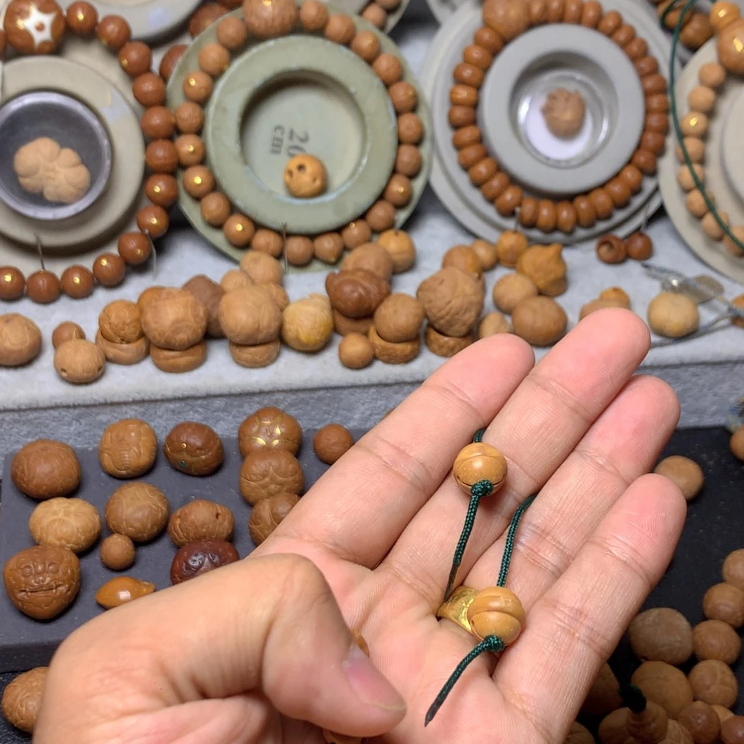 凤眼菩提吊坠B****雕刻小鸡加弟子珠