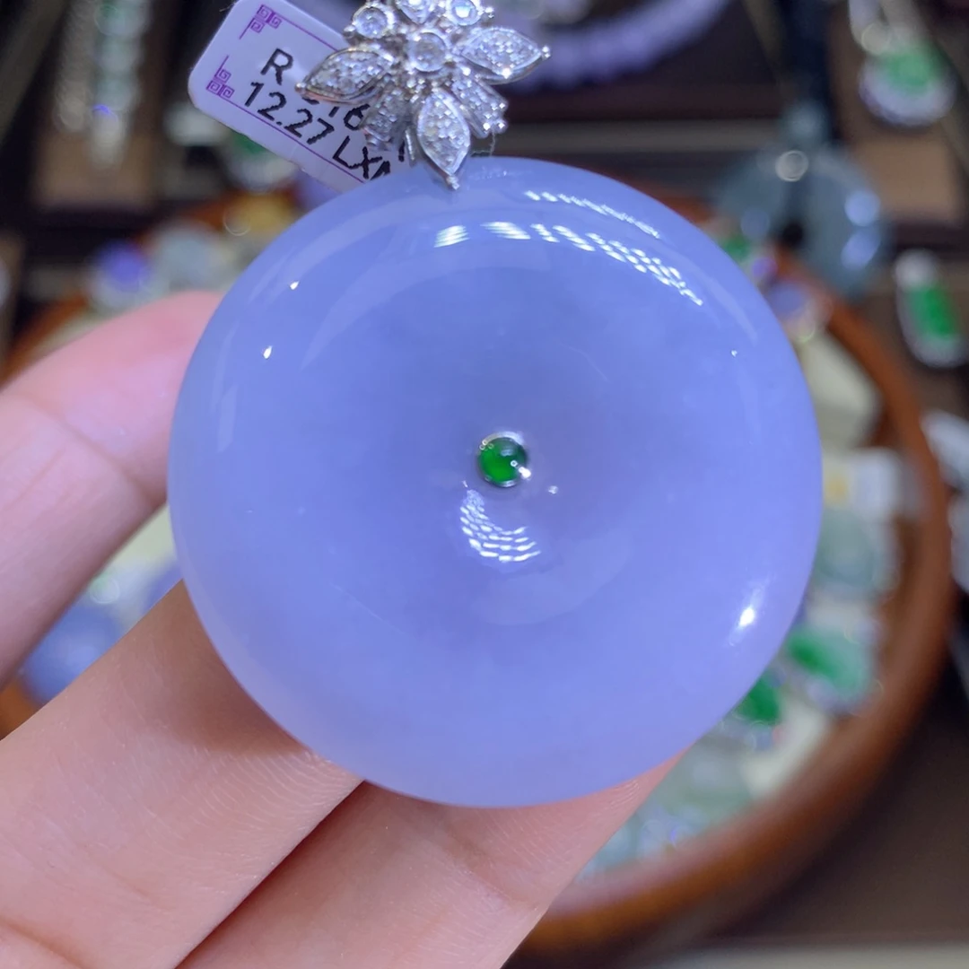 翡翠戒指18K金镶嵌翡翠