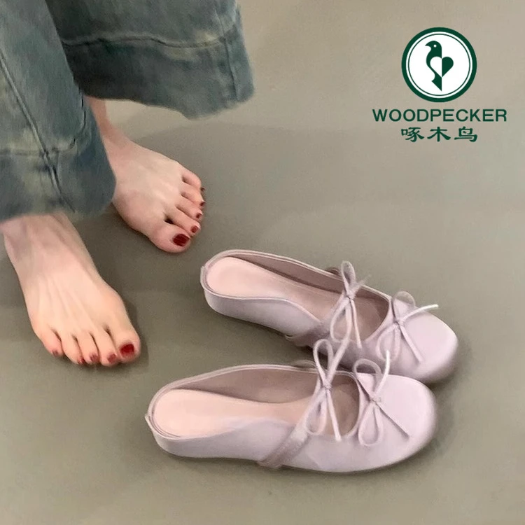 啄木鸟内增高平底舒适包头凉拖鞋蝴蝶结一字带绸缎面圆头半拖鞋女
