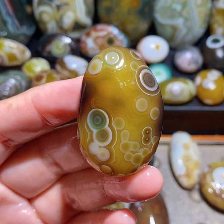 未镶嵌玛瑙/玉髓珠宝半成品76