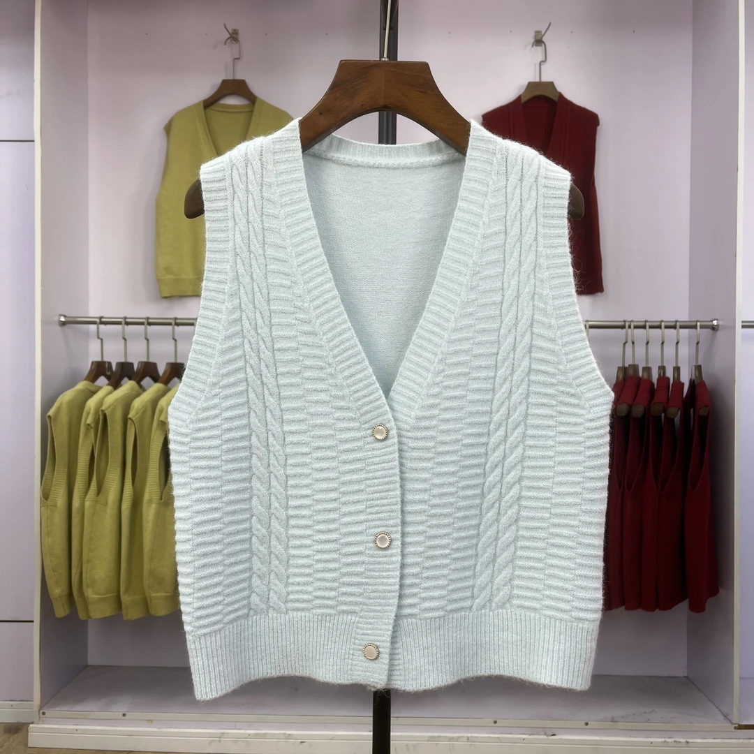 565叠穿纯色针织马甲背心女士开衫2025新款短款无袖毛衣马夹上衣