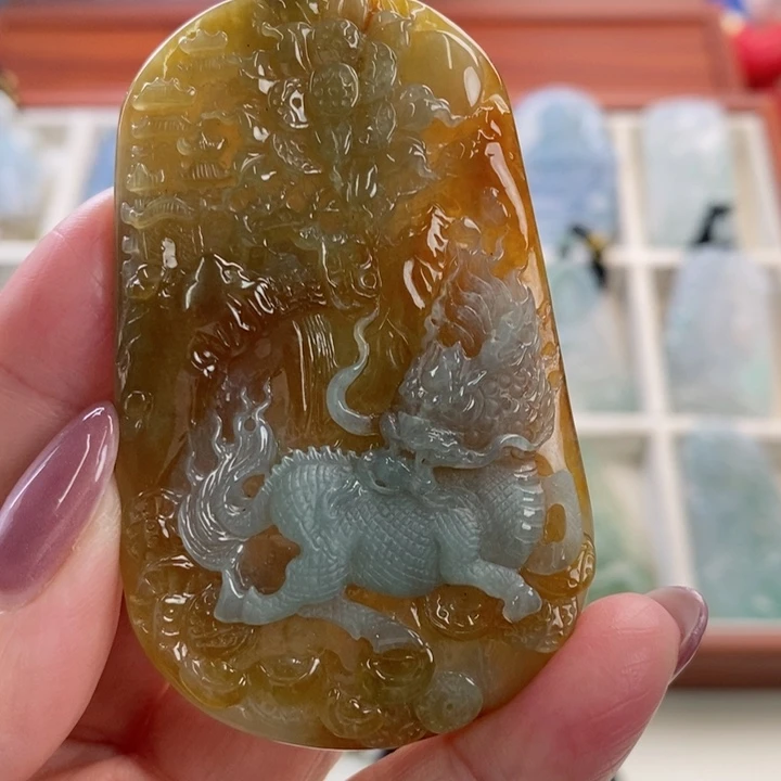 颈饰未镶嵌翡翠翡翠