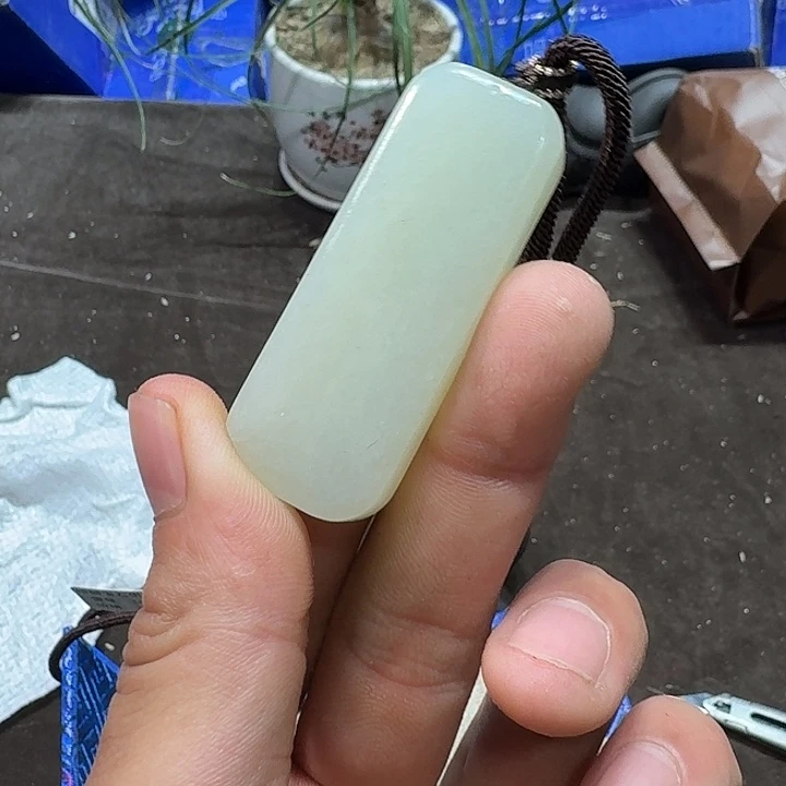 未镶嵌和田玉车挂