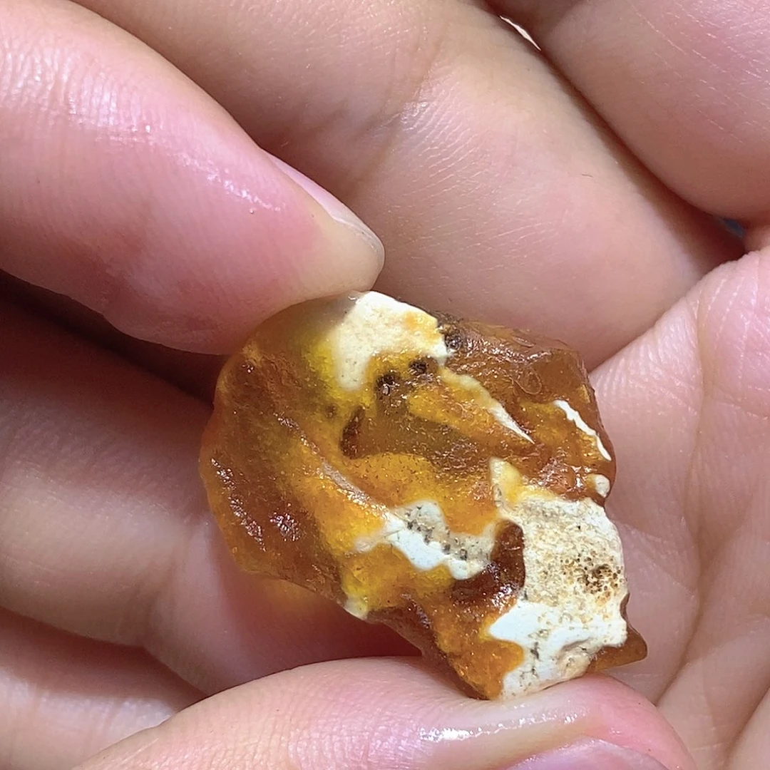 定制琥珀蜜蜡原石