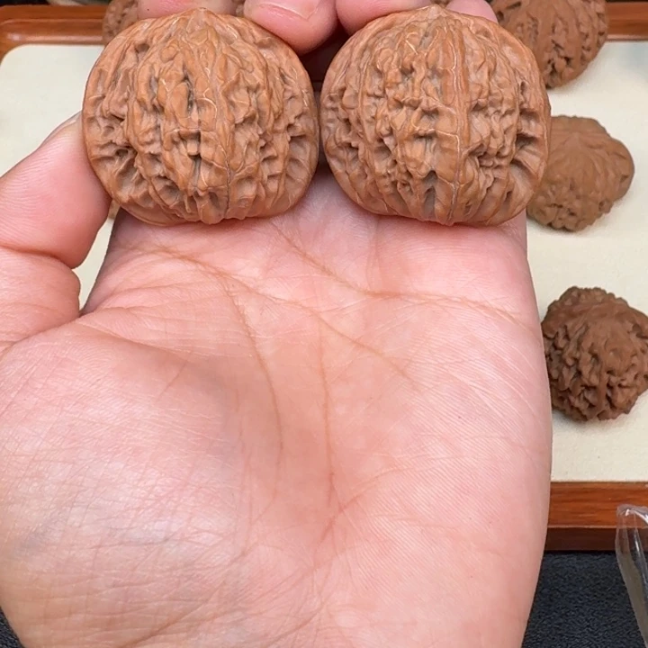 文玩核桃把件全品磨盘38