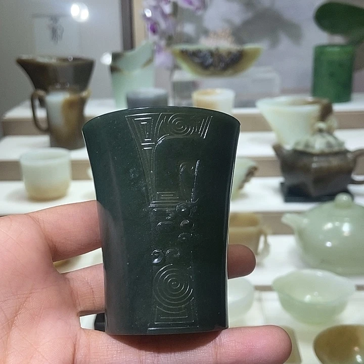 和田玉未镶嵌挂件青玉杯