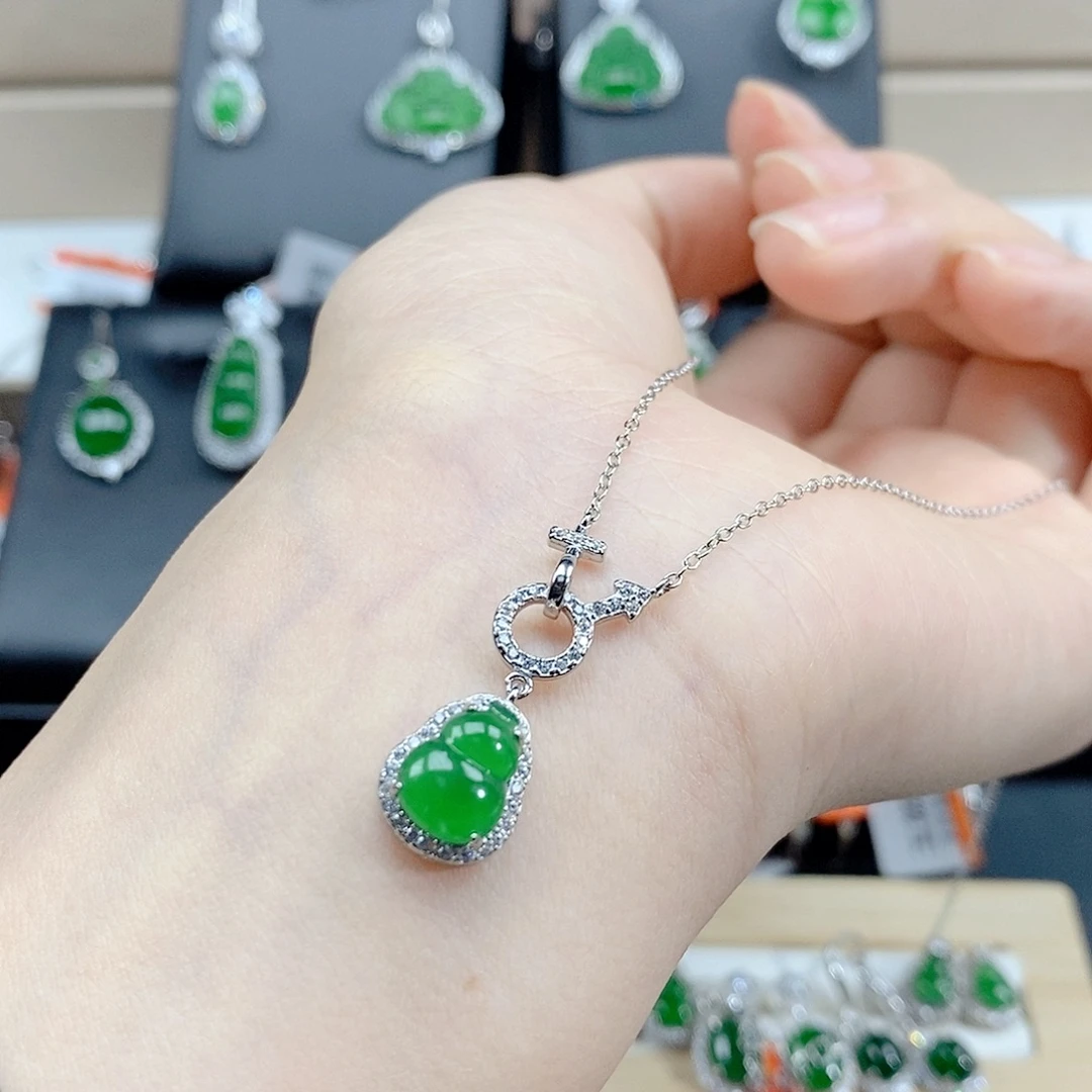 翡翠银S925镶嵌颈饰天然翡翠