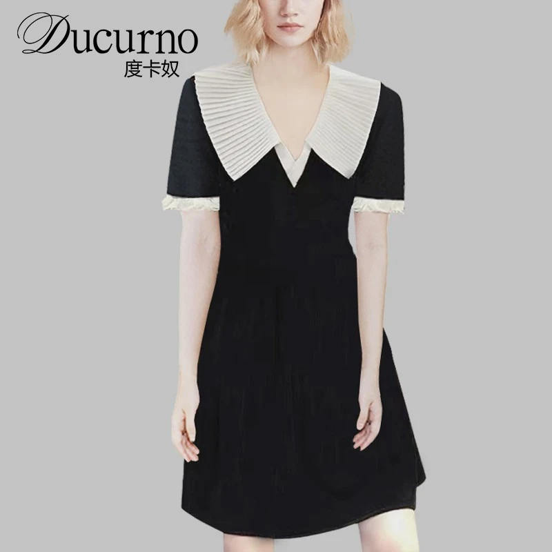 法式娃娃领收腰连衣裙女2025年春装新款设计感气质减龄甜美小黑裙