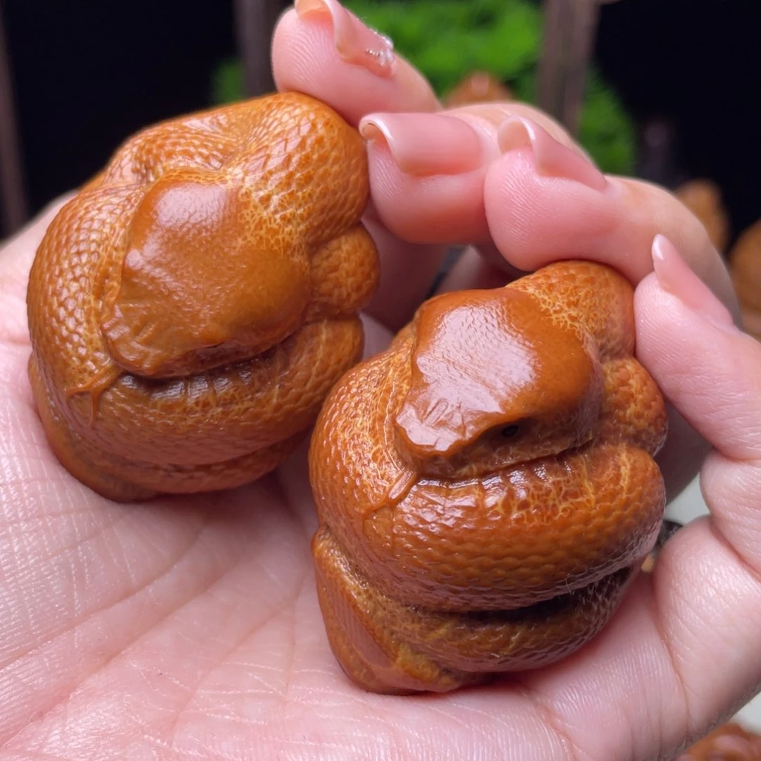 吊坠橄榄核手球蛇