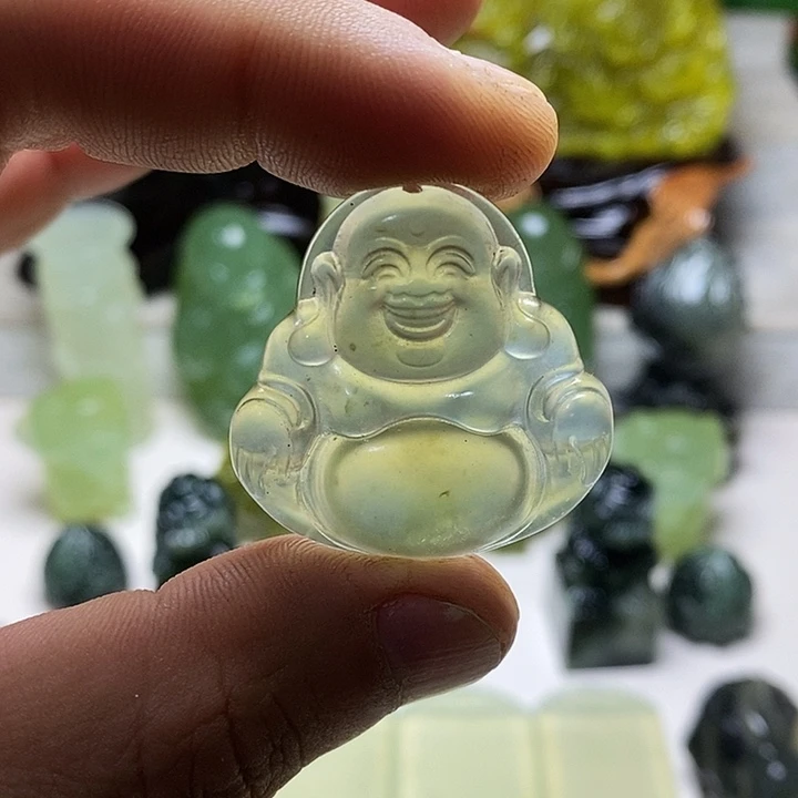 蛇纹石玉未镶嵌挂件