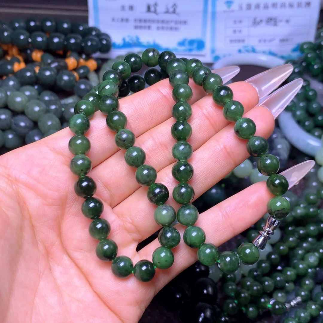和田玉未镶嵌颈饰卡8