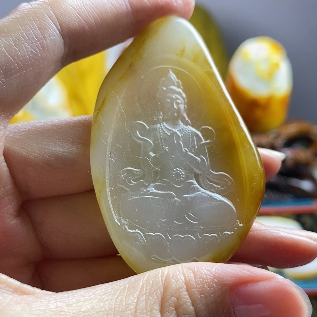 和田玉未镶嵌挂件