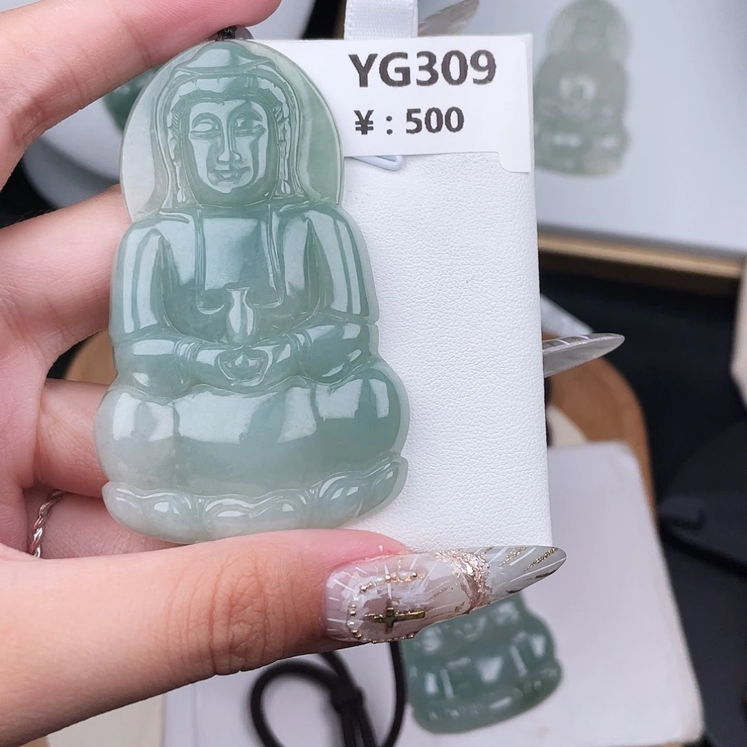 翡翠未镶嵌颈饰YG309