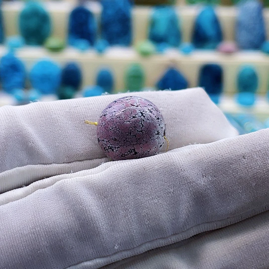 绿松石未镶嵌颈饰