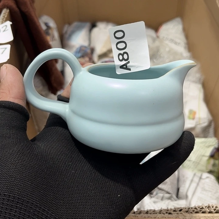 <***蝎瓷片茶摆件工艺品摆件666