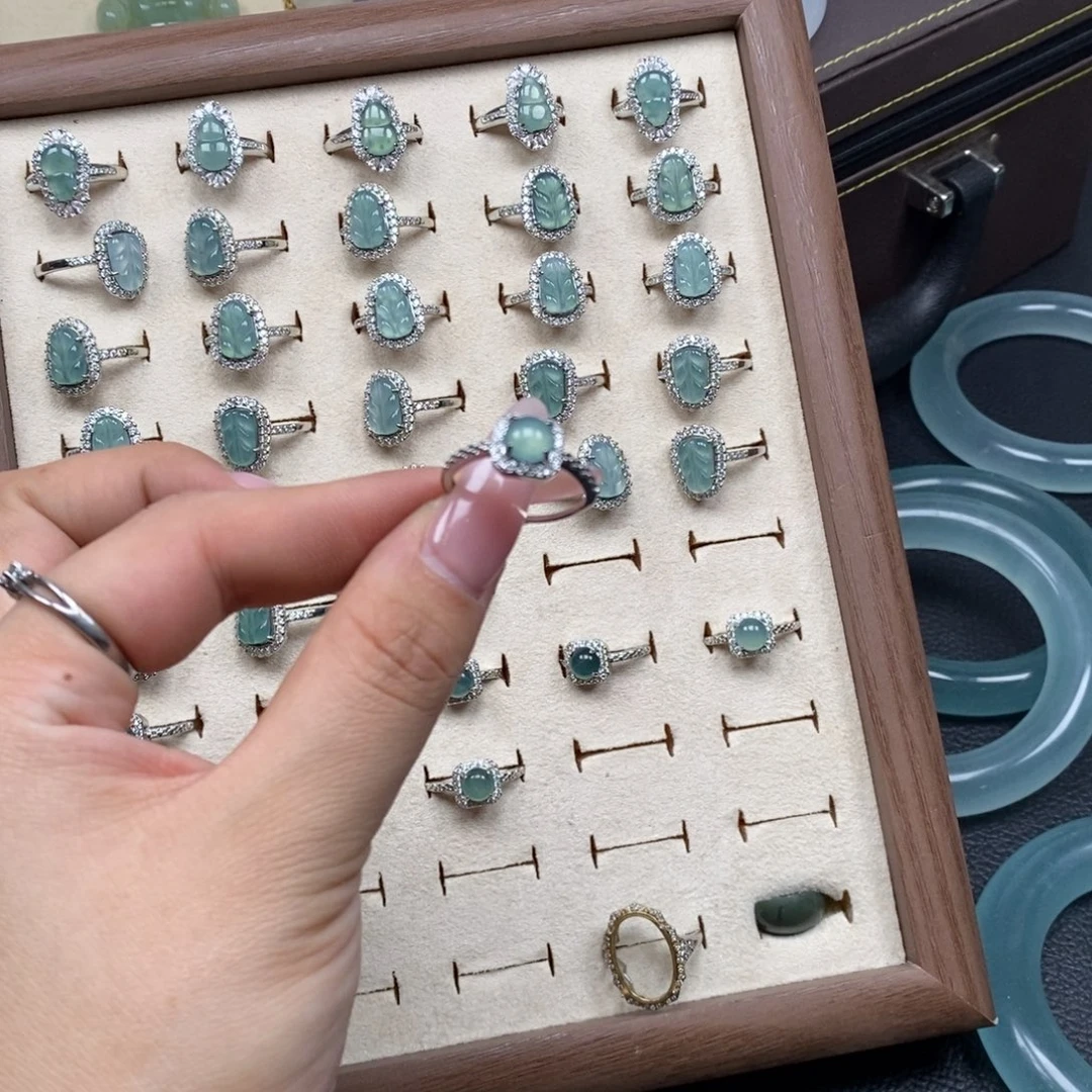 D***n石英质玉未镶嵌手镯