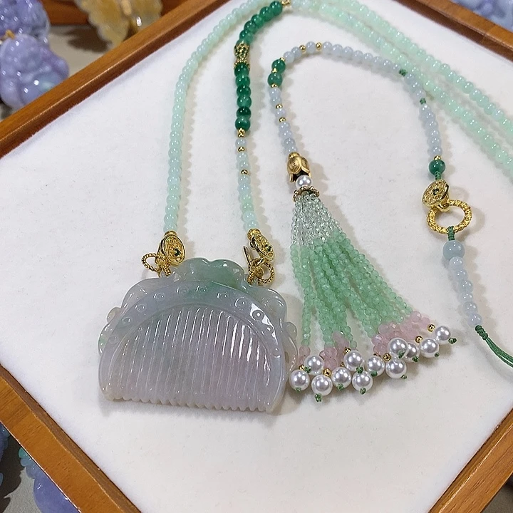翡翠未镶嵌颈饰翡翠吊坠
