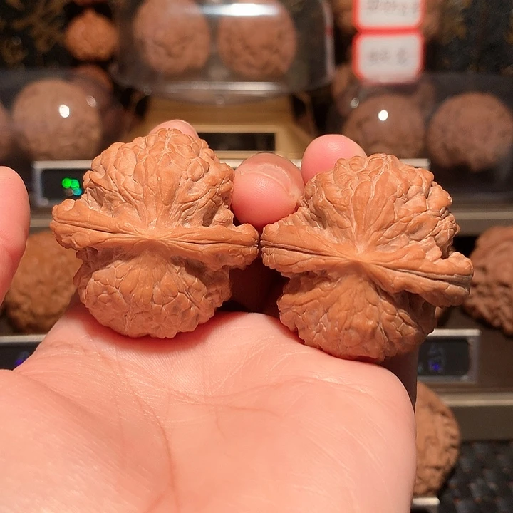 文玩核桃把件核鼎