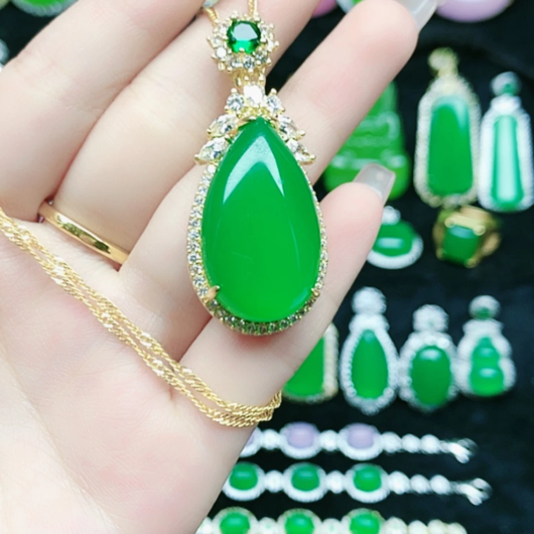 【闪购商品】玛瑙/玉髓颈饰合金