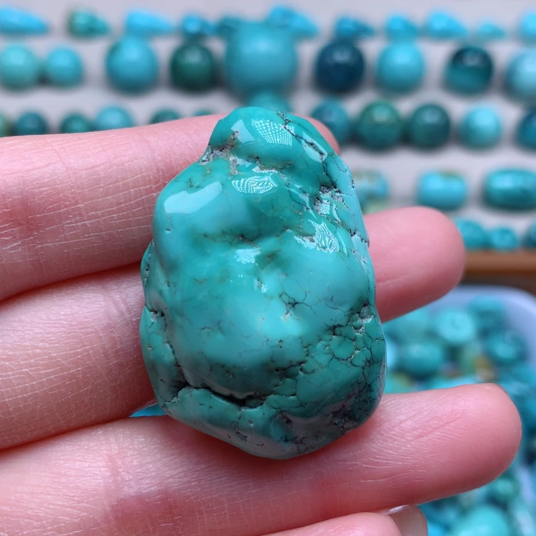 绿松石颈饰未镶嵌