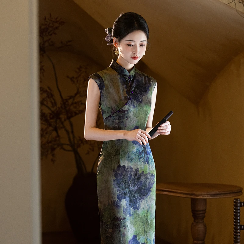 2025新款夏季长款改良年轻款女新中式旗袍修身日常无袖修身版气质