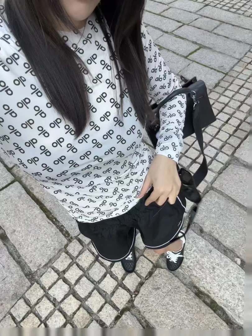 Al0满印防晒打底衫修身显瘦
