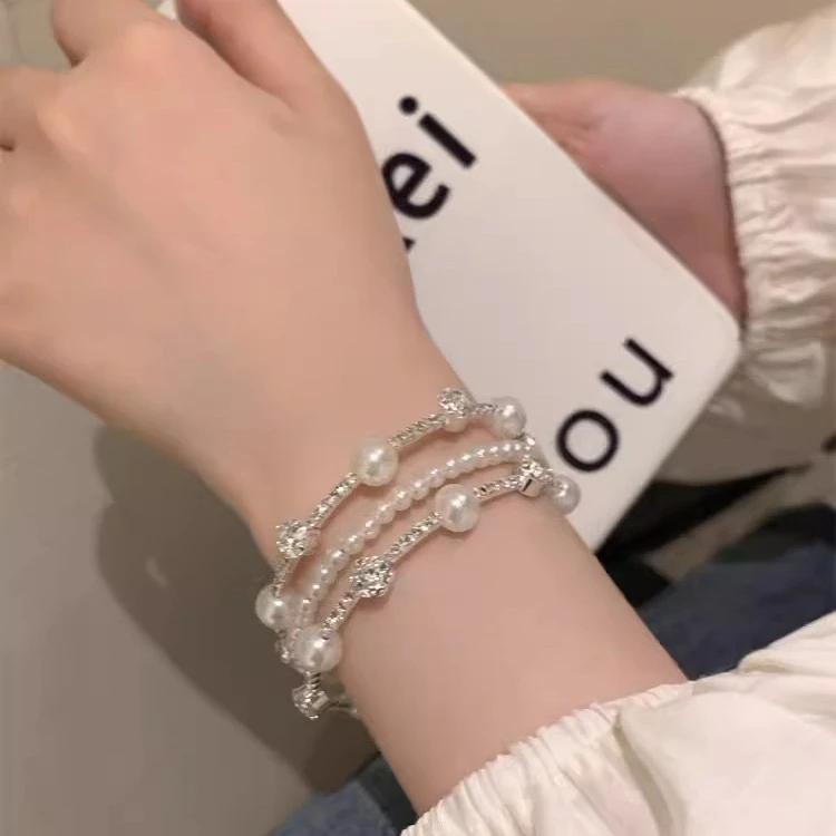 合金手链 ins风多层珍珠拼接手链女生轻奢小众高级感手环百搭手饰