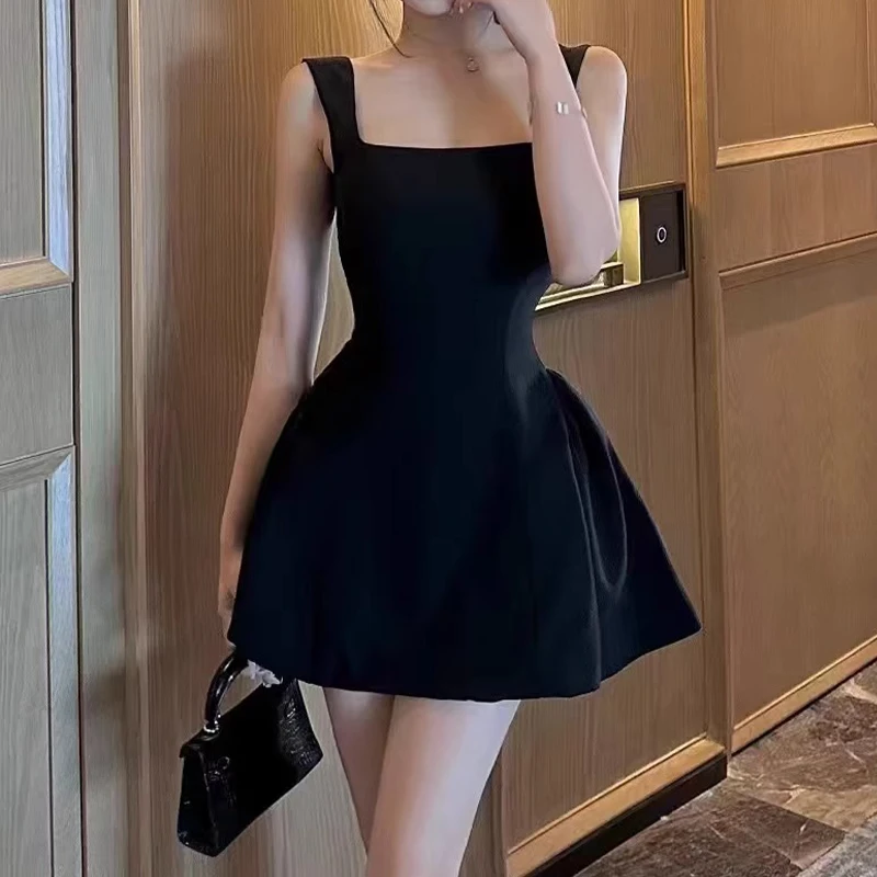 法式方领立体工艺蓬蓬感收腰荷叶边背心连衣裙纯色高级感吊带短裙