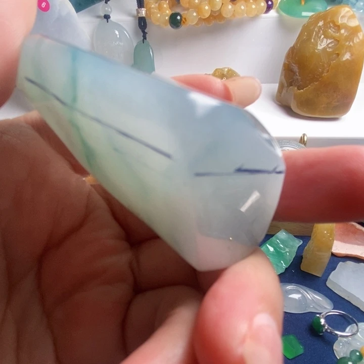 颈饰未镶嵌翡翠天然翡翠