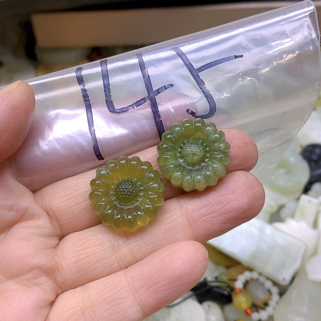 蛇纹石玉颈饰未镶嵌-****-145