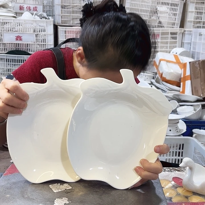 盘微瑕产品介意勿拍……两个苹果