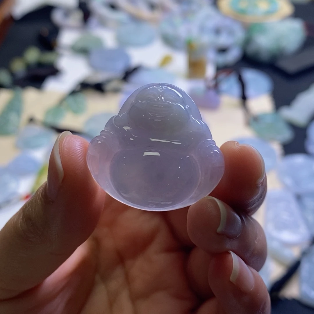 翡翠颈饰未镶嵌大肚佛