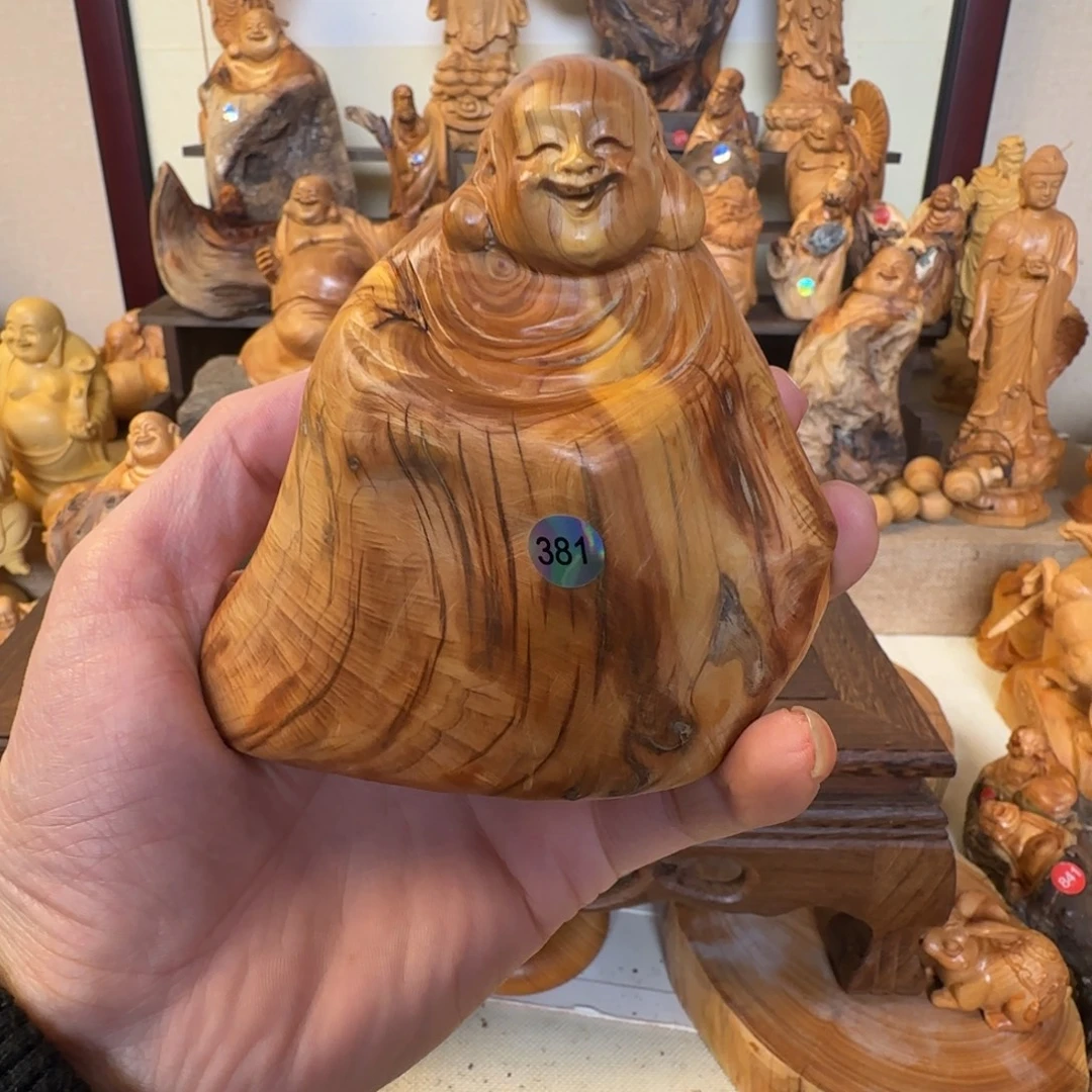 崖柏小木匠艺雕一物一拍