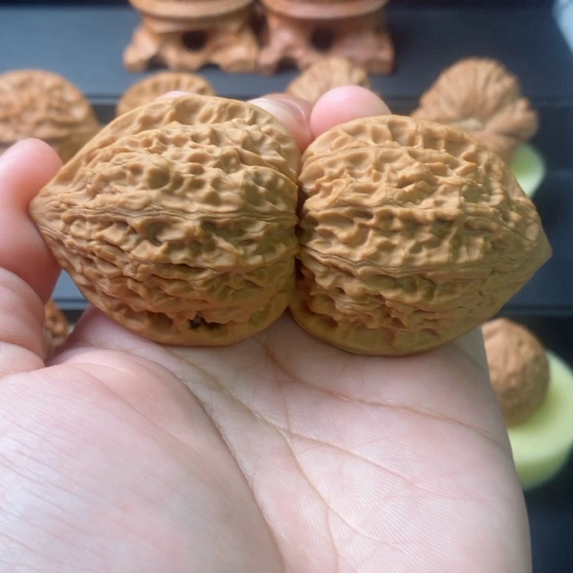 【闪购商品】吊坠文玩核桃40尺金牛全是