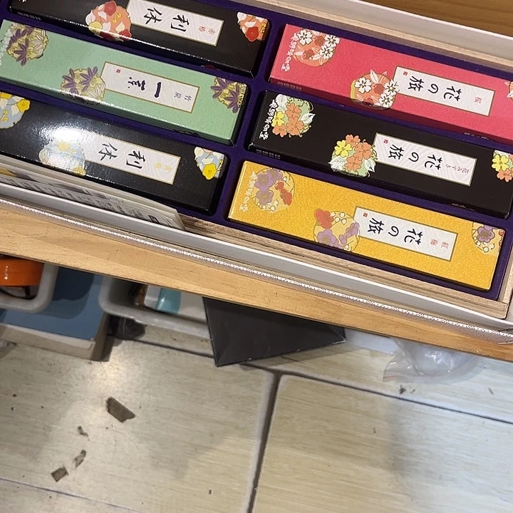 卡纸中古工艺品摆件