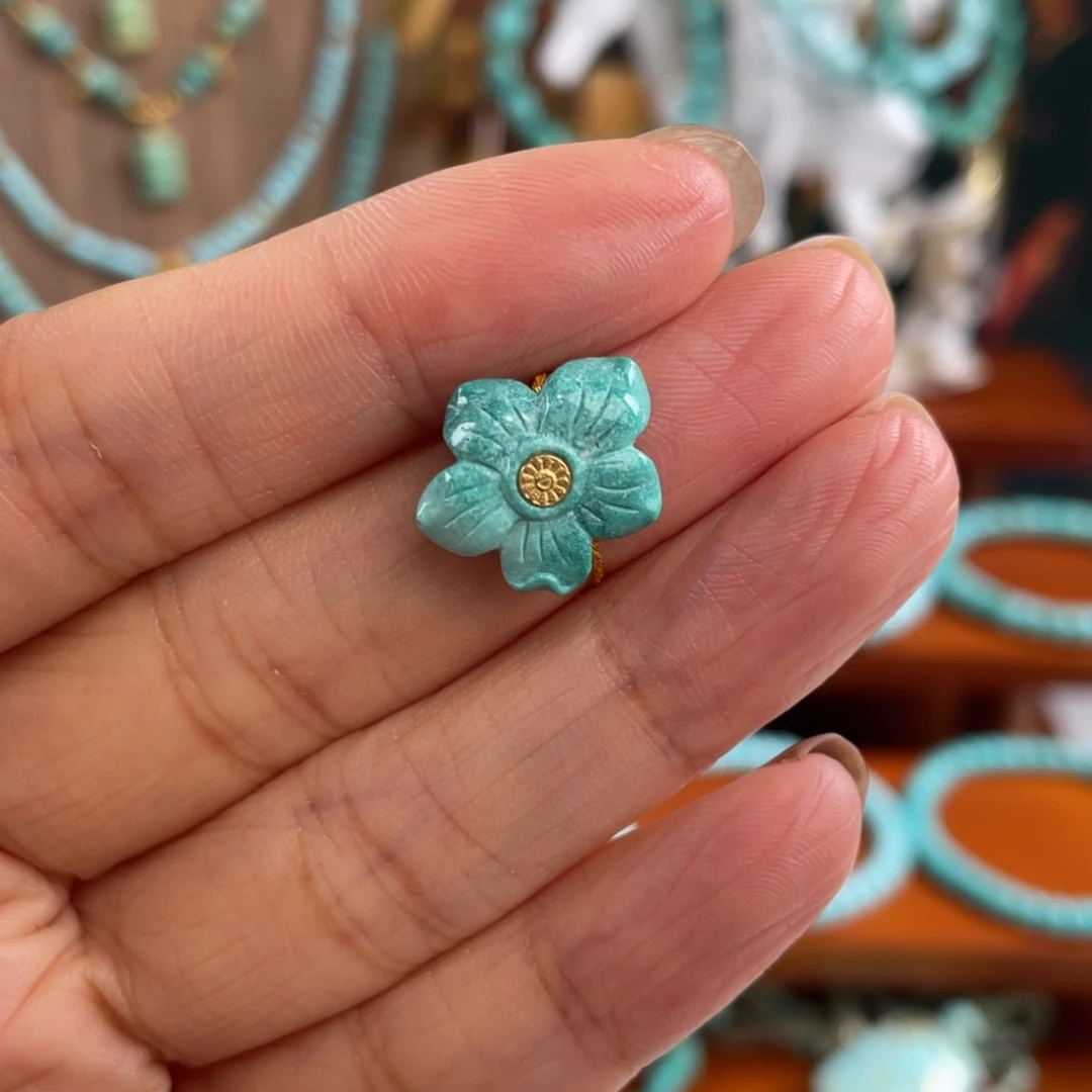 绿松石未镶嵌珠宝半成品芙蓉花卡13.9