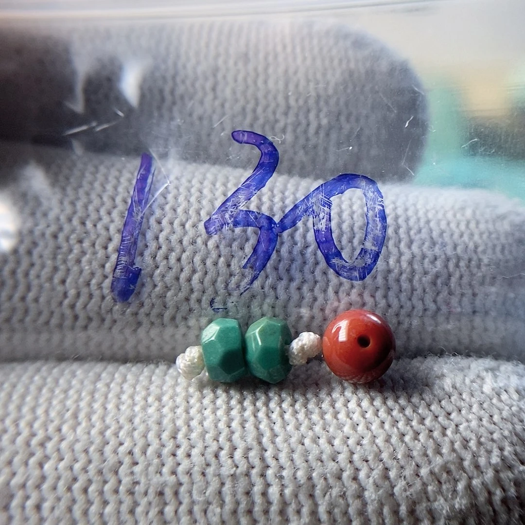 南红玛瑙未镶嵌珠宝奇石