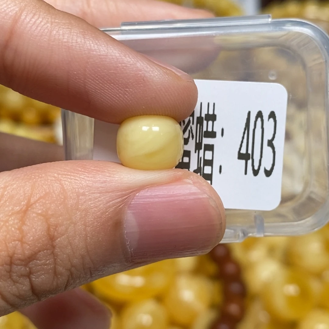 蜜蜡未镶嵌珠宝奇石403