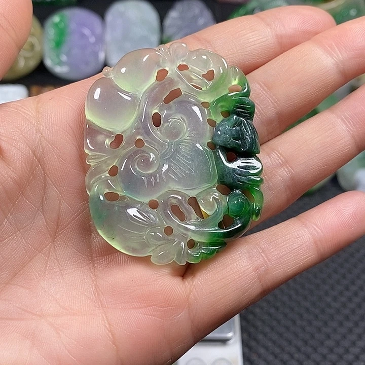 吊坠紫金钵盂菩提