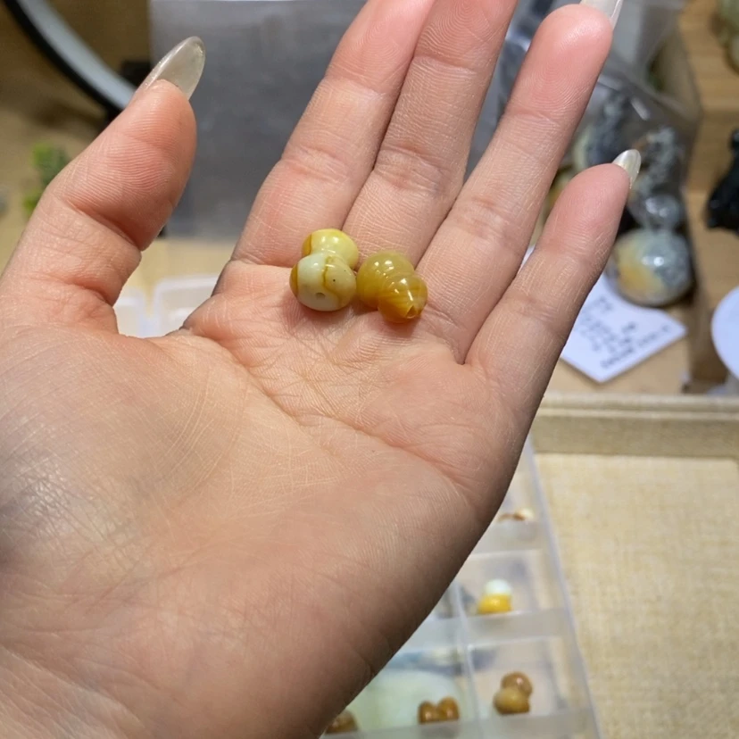 【闪购商品】蛇纹石玉颈饰未镶嵌98