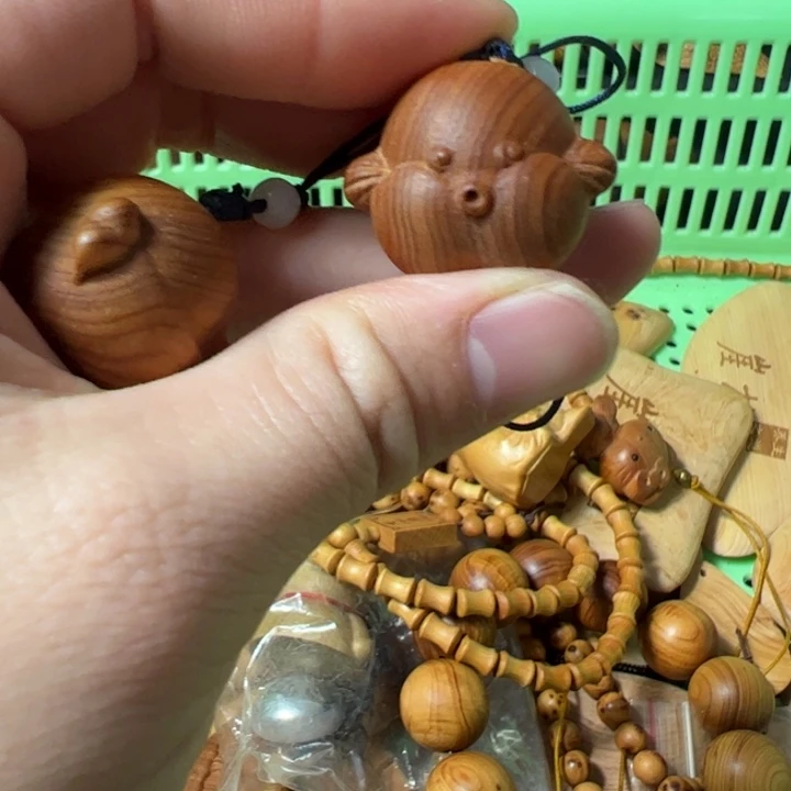 柏木（崖柏）小丑鱼吊坠