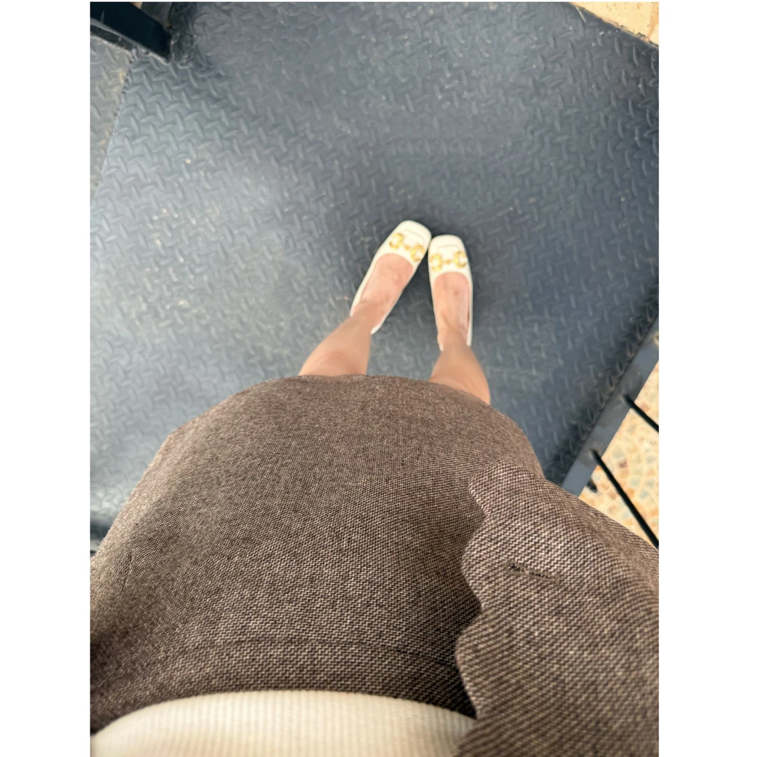 希娜 城市旷野 绵羊毛气质复古花边下摆小香风A字半身裙