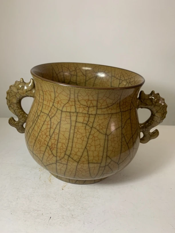 摆件哥窑双鱼尊，