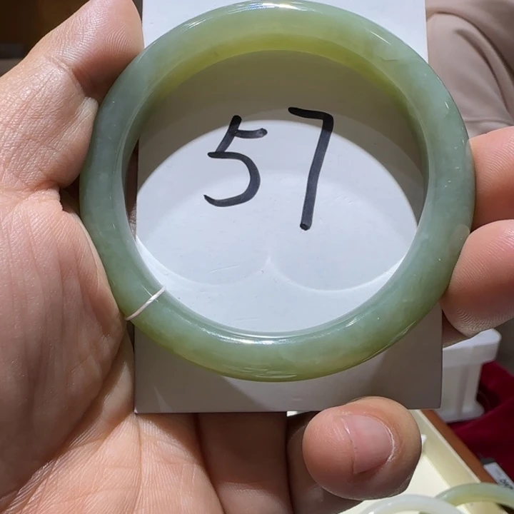 和田玉未镶嵌手镯691