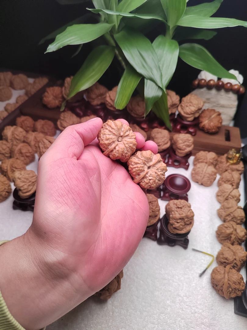 全品尺寸可选南瓜墩文玩核桃手把件