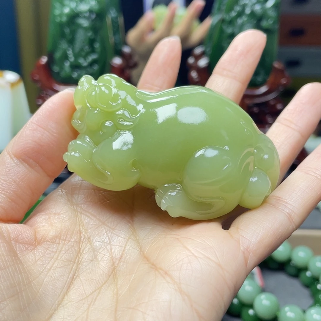 和田玉未镶嵌把件菡*赫