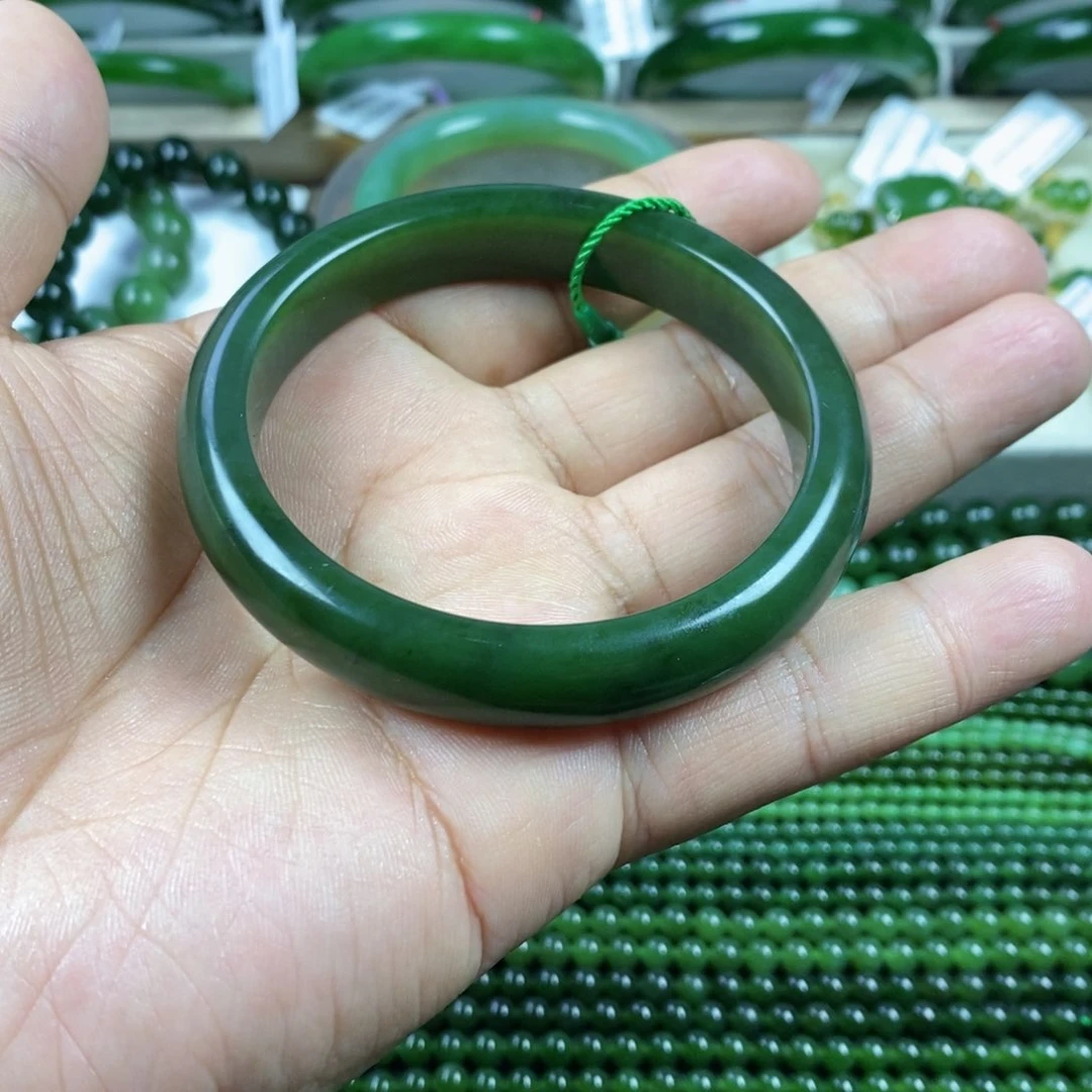 和田玉（碧玉）手镯未镶嵌60