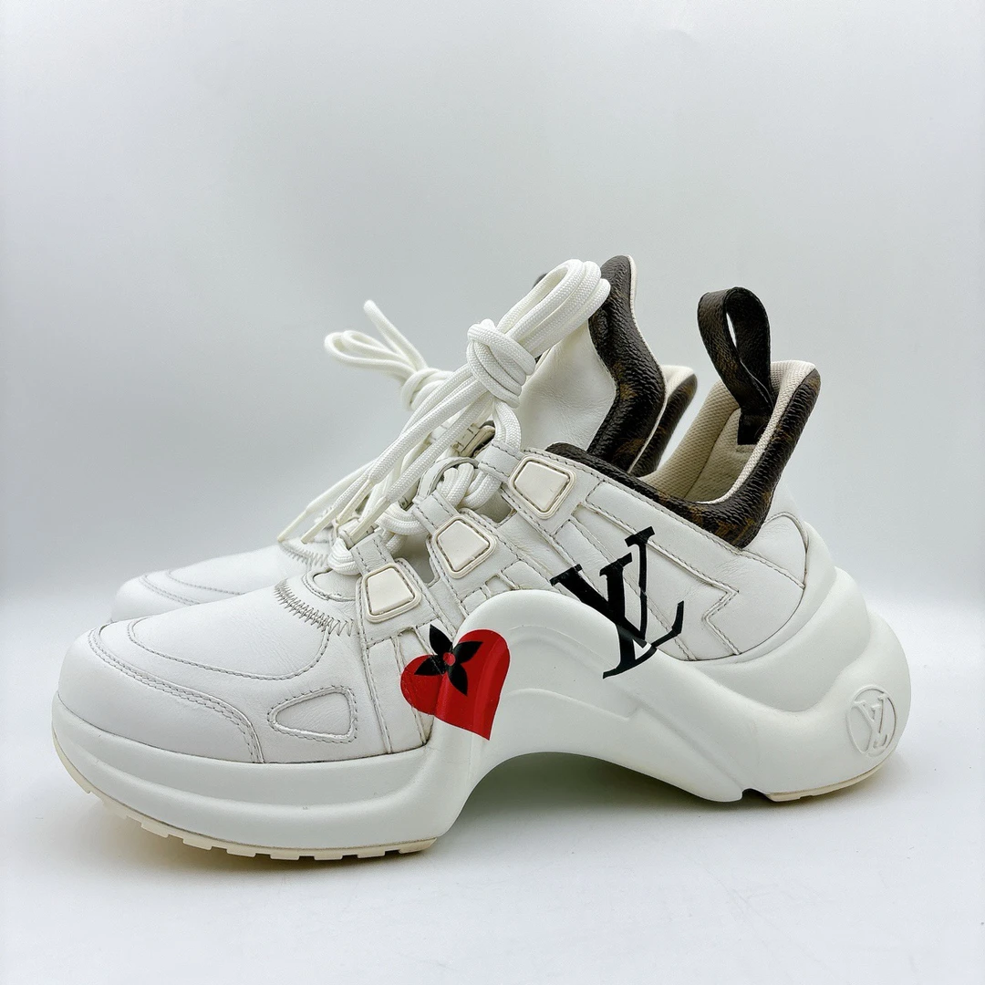 95新 LouisVuitton/路易威登 36码/情人节限量拱桥老爹鞋/BM00800